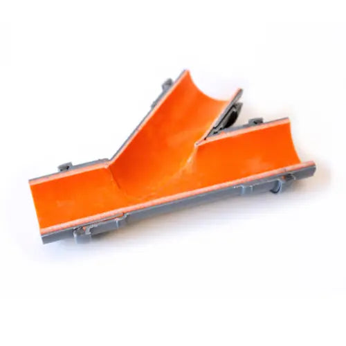 Y-fiting en PVC orange et gris pour canalisation, dans le cadre du guide complet.